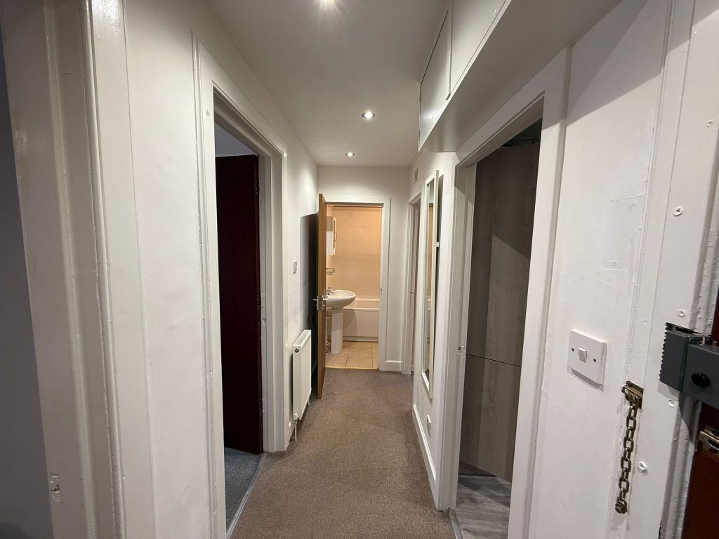 Property photo 2 of 11 Img-20251118-Wa0040