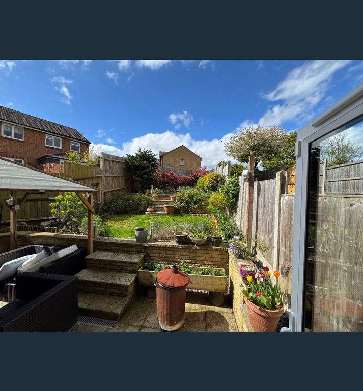 Property photo 3 of 5