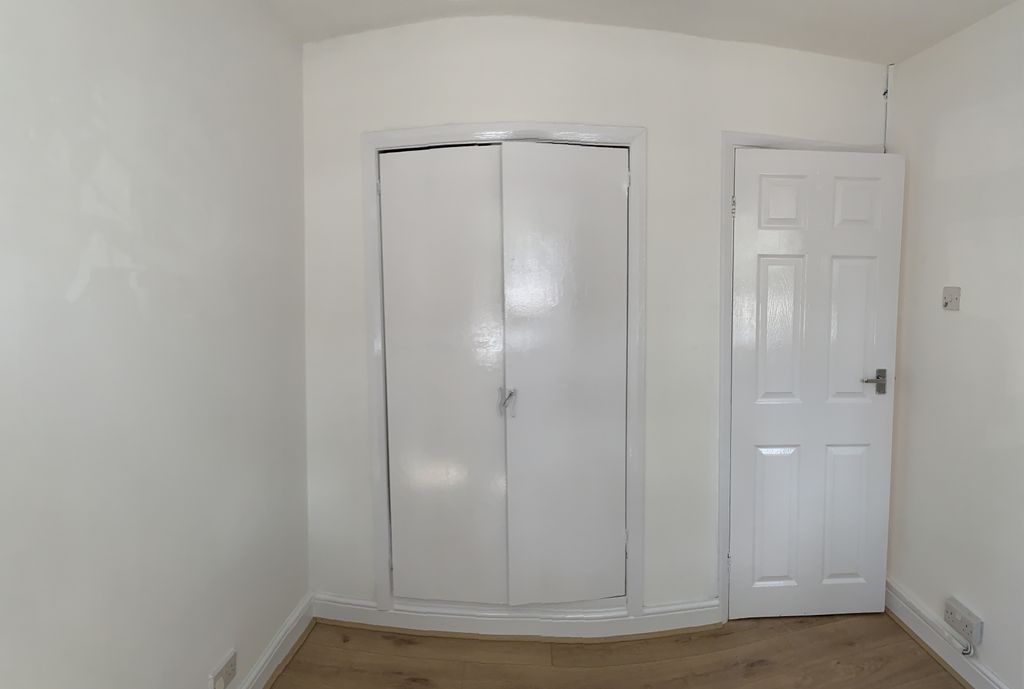 Property photo 3 of 13 Gallery