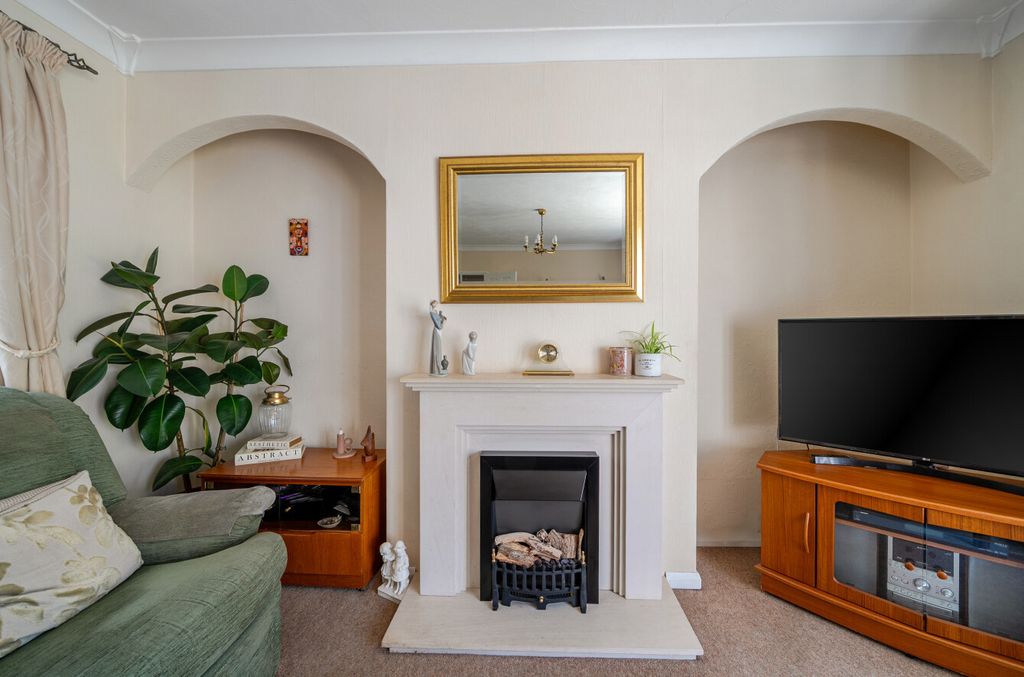 Property photo 3 of 24 1488502-24-6A57Ae...