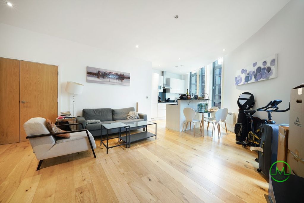 Property photo 1 of 11 Gallery
