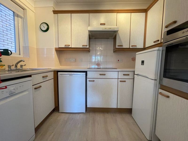 Property photo 2 of 13 Photo 10