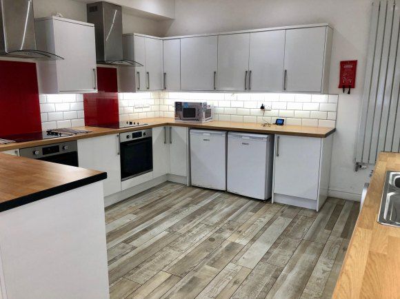 Property photo 2 of 19 1 H3 Kitchen 26Sep23.Jpg