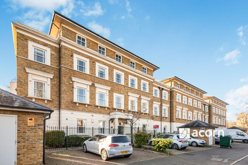 Property photo 1 of 10 External