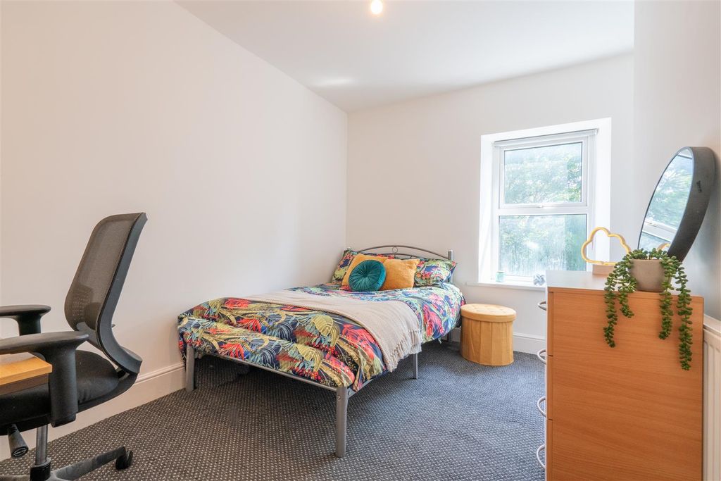 Property photo 1 of 12 _Ajh1415-Hdr.Jpg