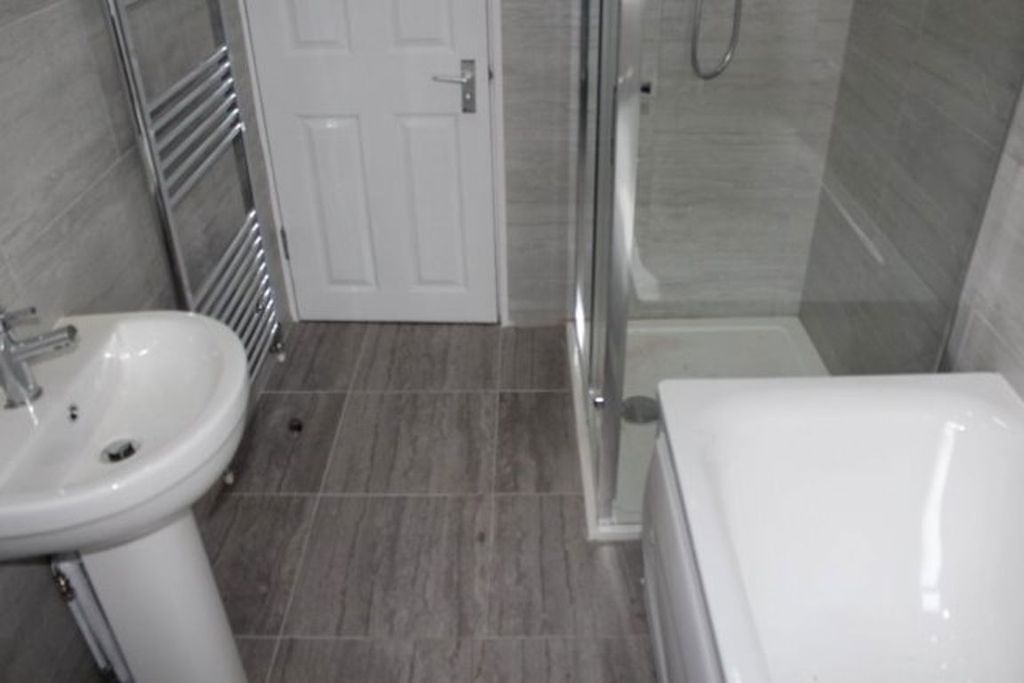 Property photo 3 of 47