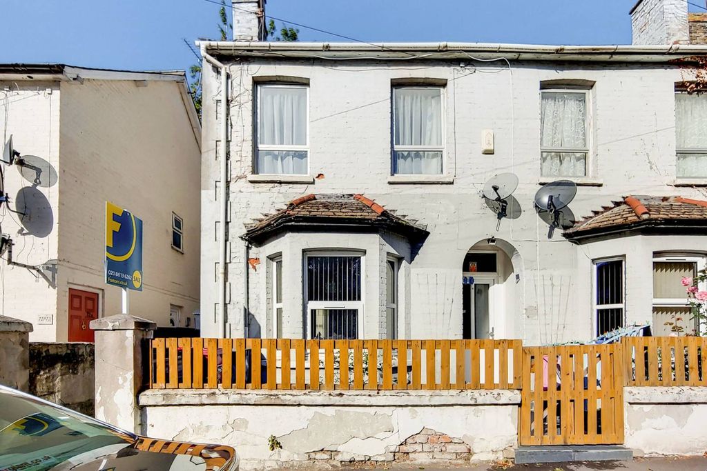 Property photo 1 of 13