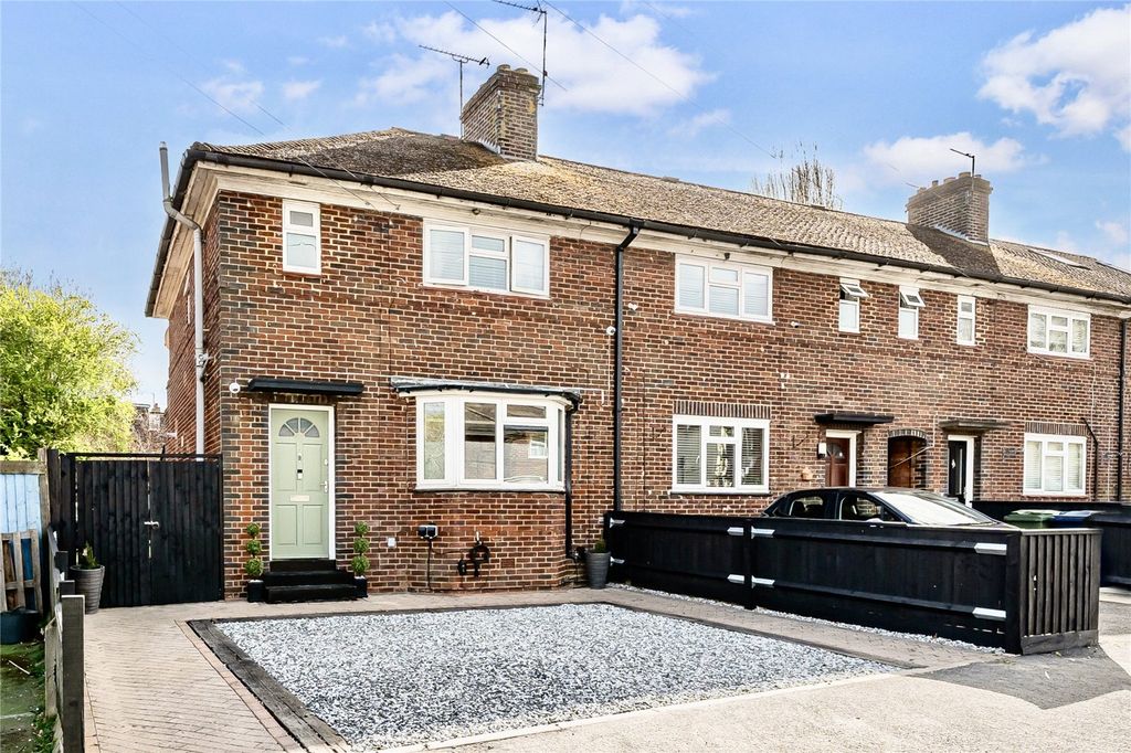 Property photo 1 of 17 Front External