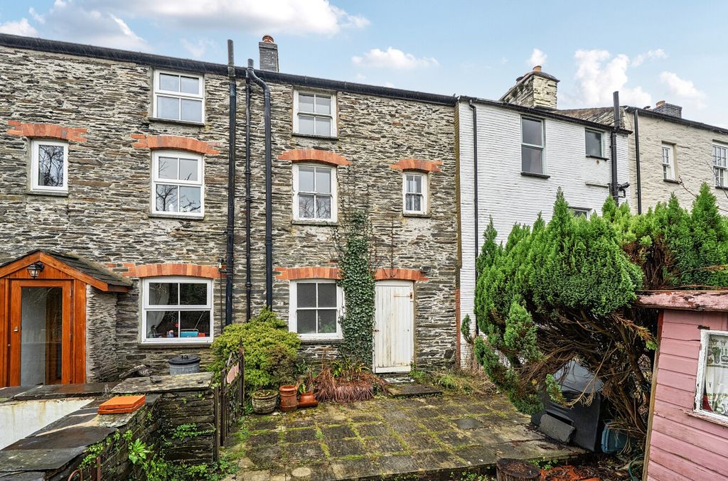 Property photo 2 of 20 1404248-4-697258c...