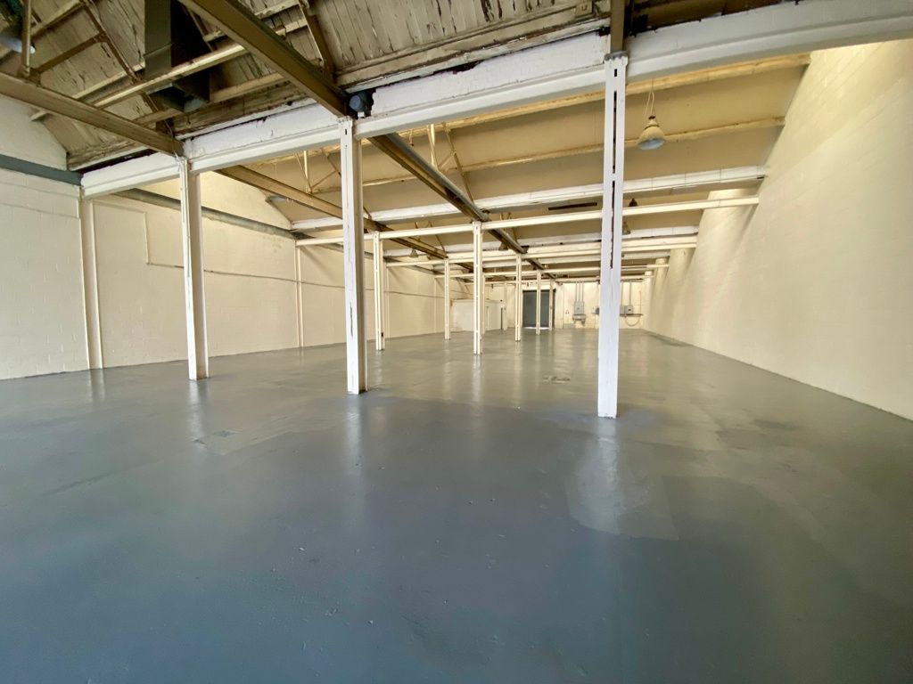 Property photo 3 of 6 Photo 18