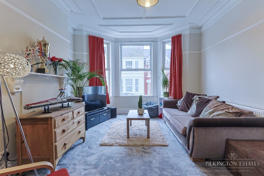 Property photo 2 of 13 4826234