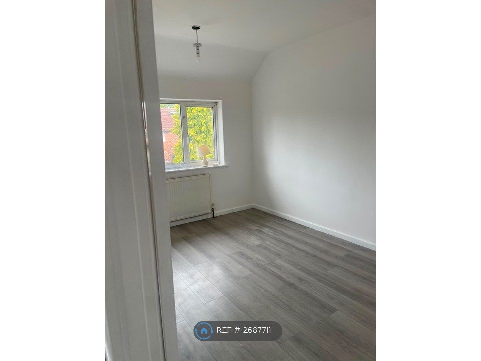 Property photo 1 of 2