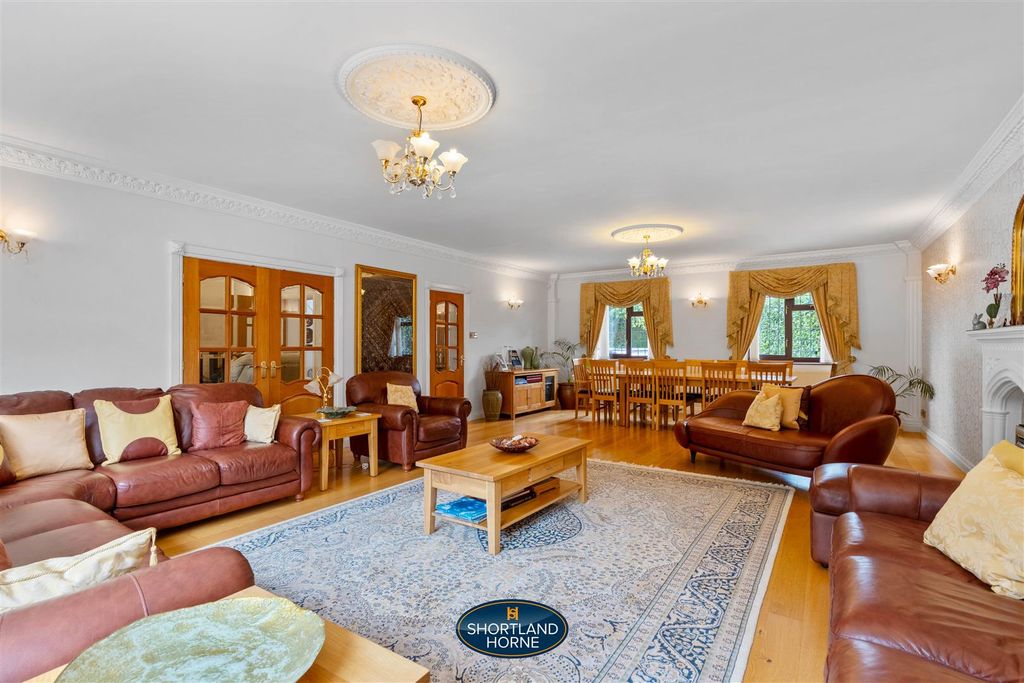 Property photo 3 of 57 Oakleigh Tamworth Rd (26 Of 70).Jpg