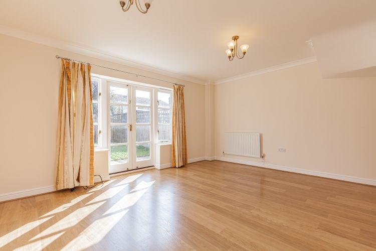 Property photo 2 of 9 143144