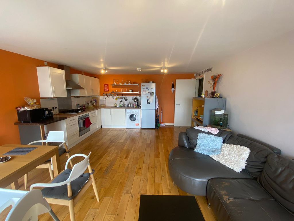 Property photo 1 of 7