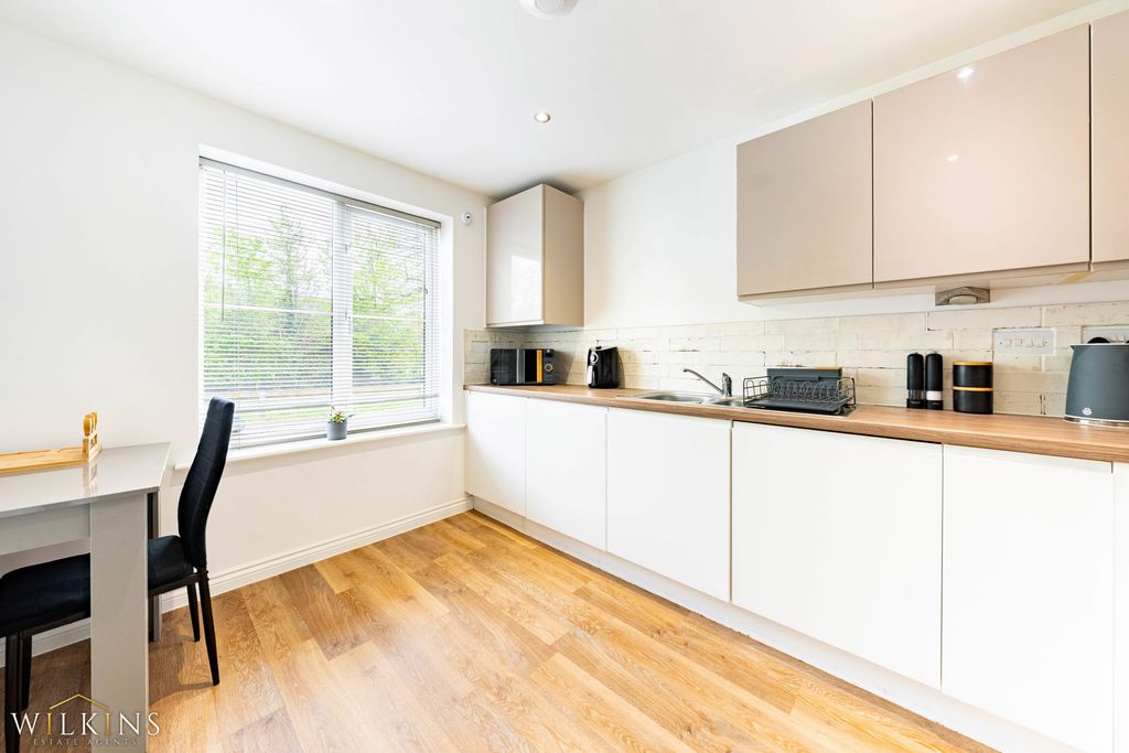 Property photo 3 of 31 Photograph