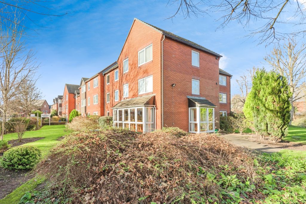 Property photo 1 of 18