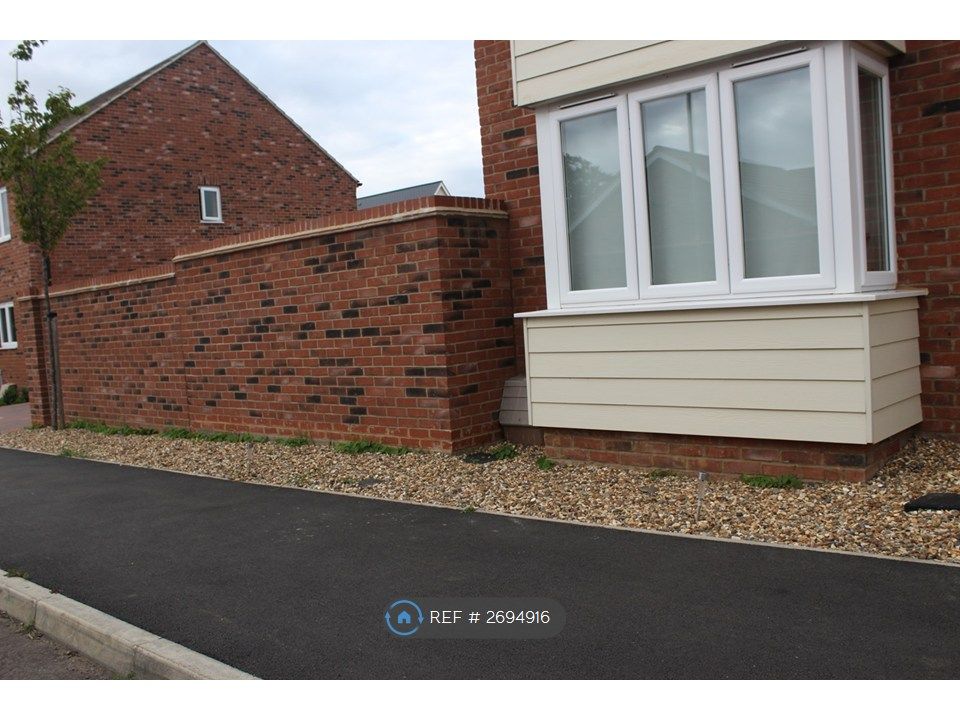 Property photo 2 of 18 Left Side