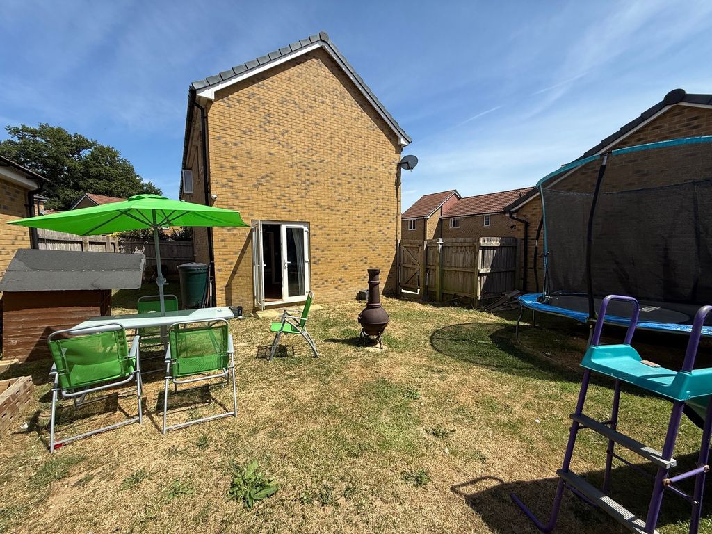 Property photo 2 of 15 Enclosed Garden