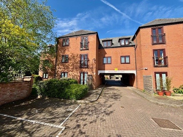 Property photo 1 of 7