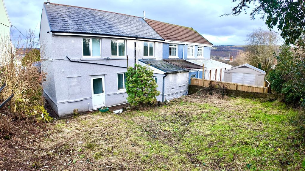 Additional image 18 of 3 bed semi-detached house for saleAlbertina Road, Newbridge NP11