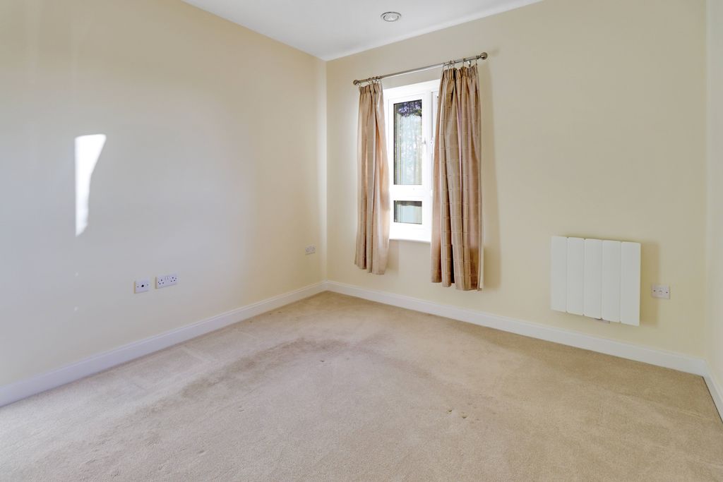 Property photo 3 of 9