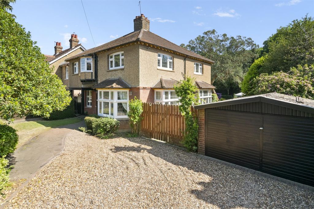 Property photo 1 of 26