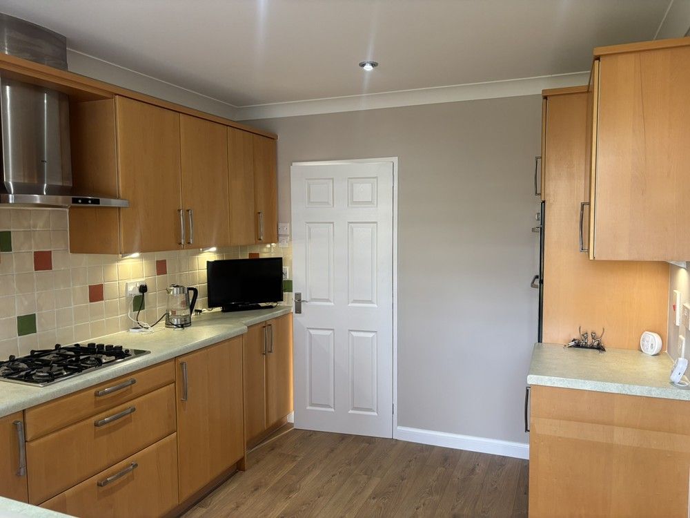 Property photo 3 of 12 186 Kg 9