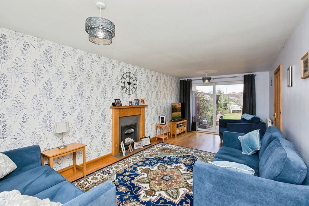 Property photo 3 of 24 Pbox-Img.Jpg