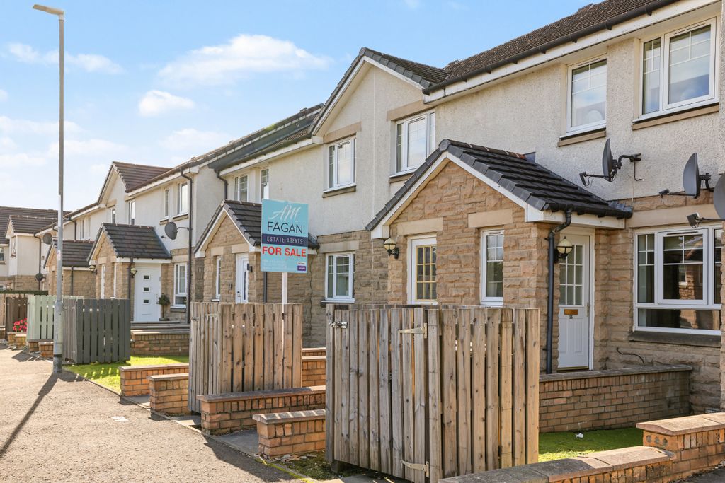 Property photo 2 of 31