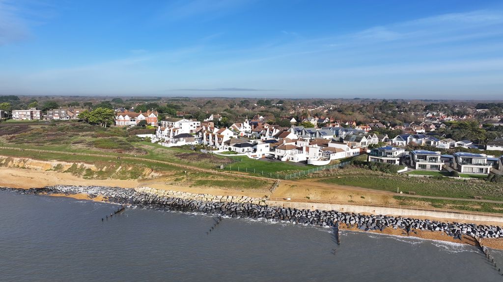 Property photo 1 of 14 Jldroneimage1