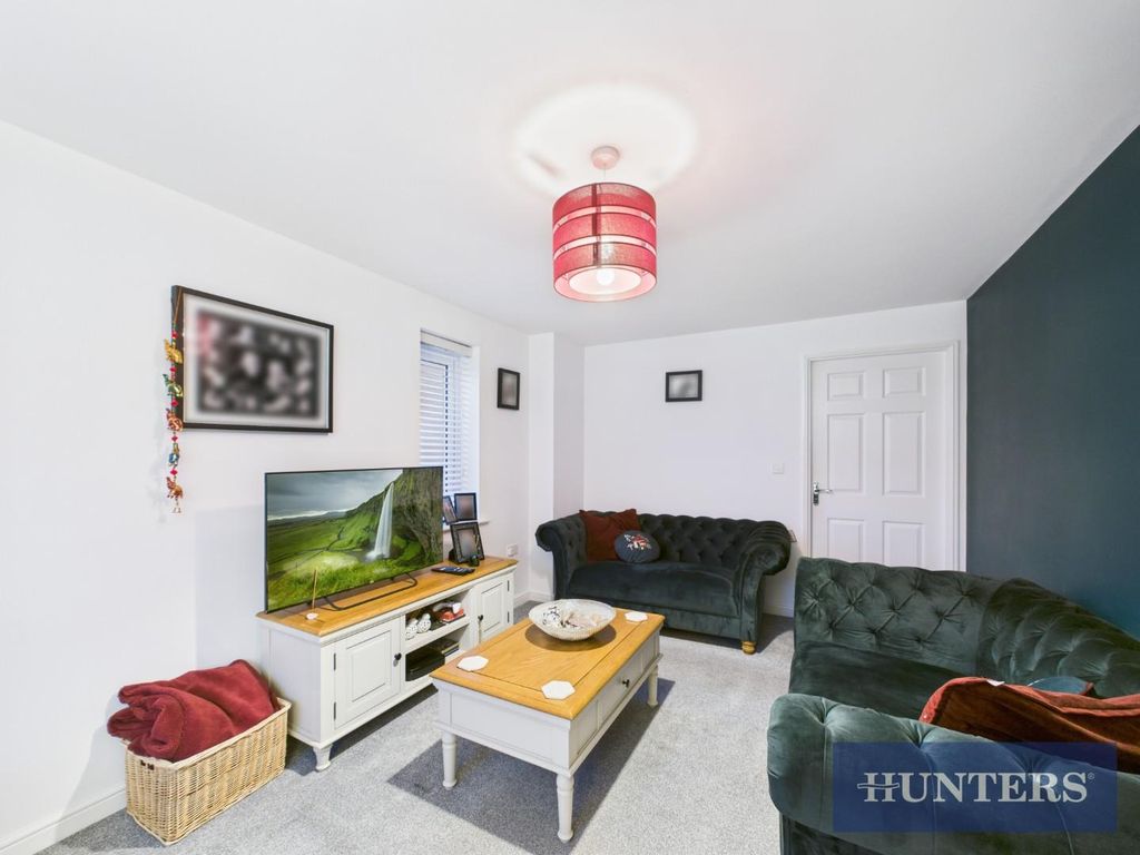 Property photo 3 of 15 Cam01494G0-Pr0461-Still003.Jpg