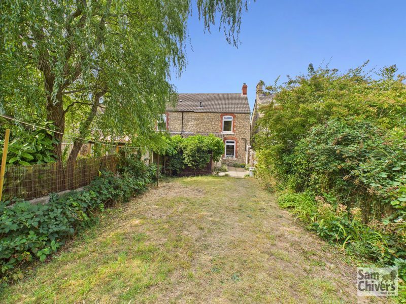 Property photo 3 of 17 Photo 5