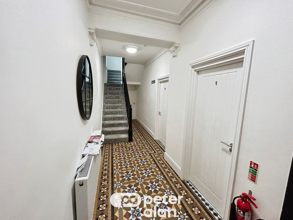 Property photo 2 of 11 Image