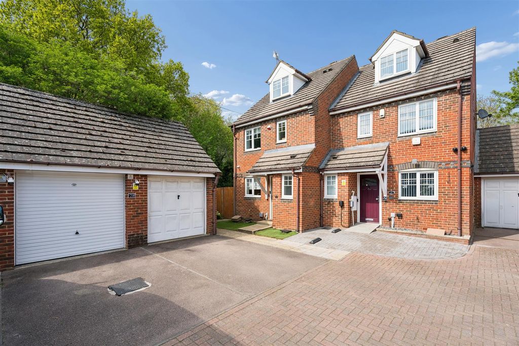 Property photo 1 of 20 Dsc05366-Eefbf04923F852E6B4560Cb8Ff36Fc4c.Jpg