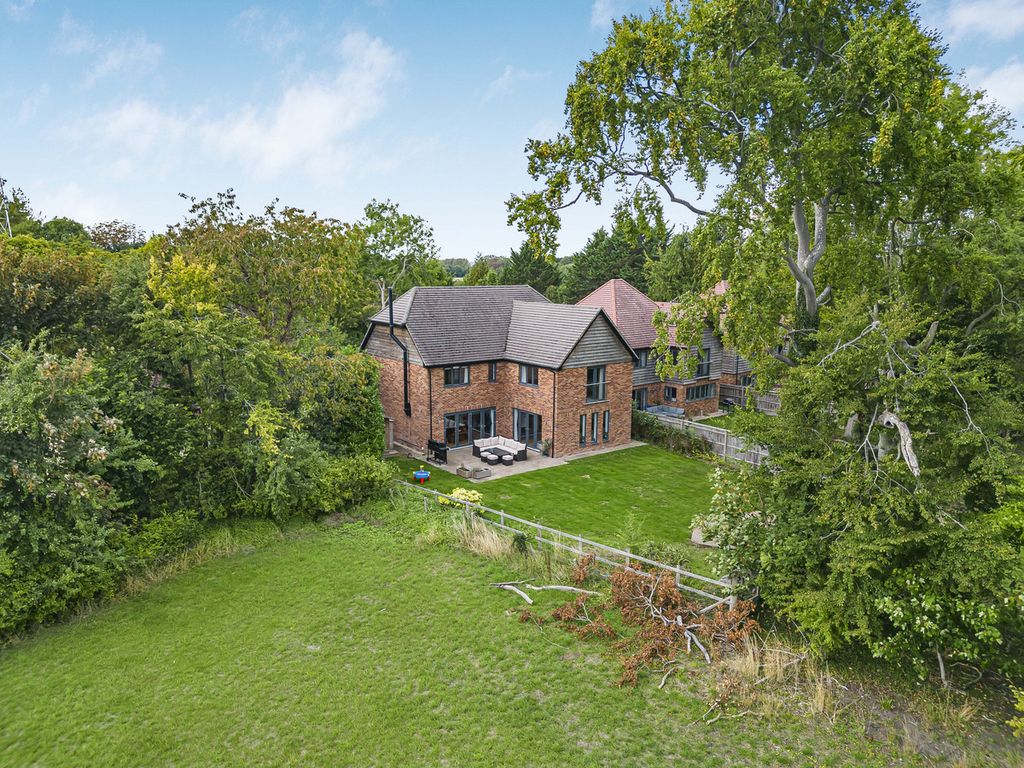 Property photo 1 of 44