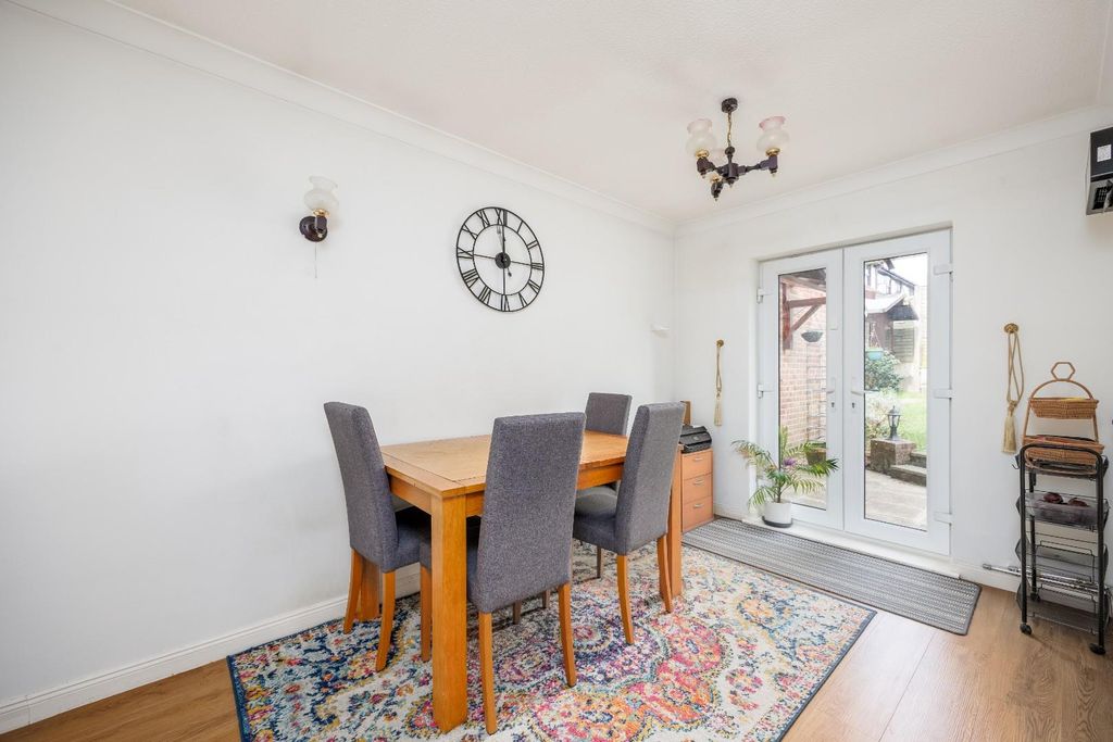Property photo 2 of 20 Dining