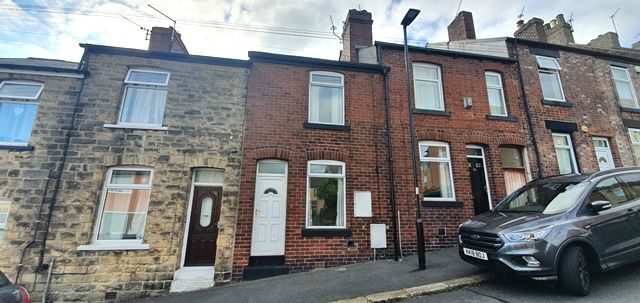 Property photo 3 of 8