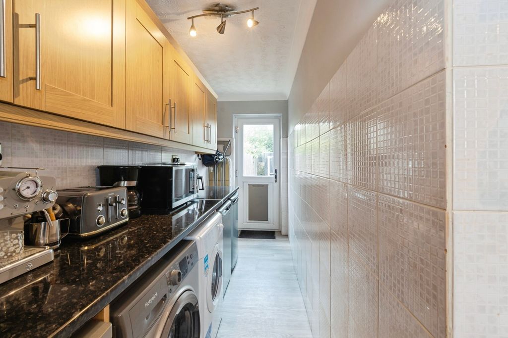 Property photo 3 of 21 Pbox-Img.Jpg