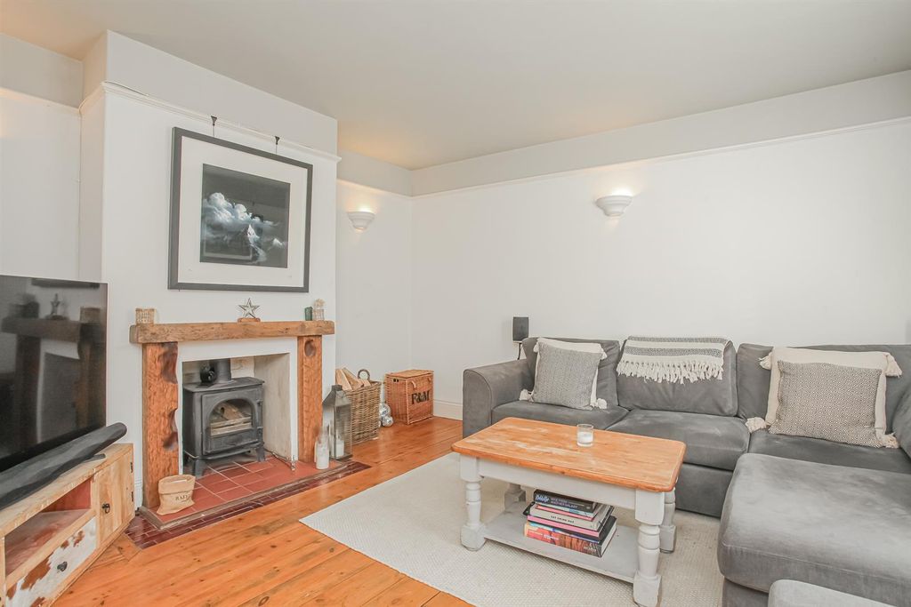 Property photo 2 of 18 Img_1747.Jpg