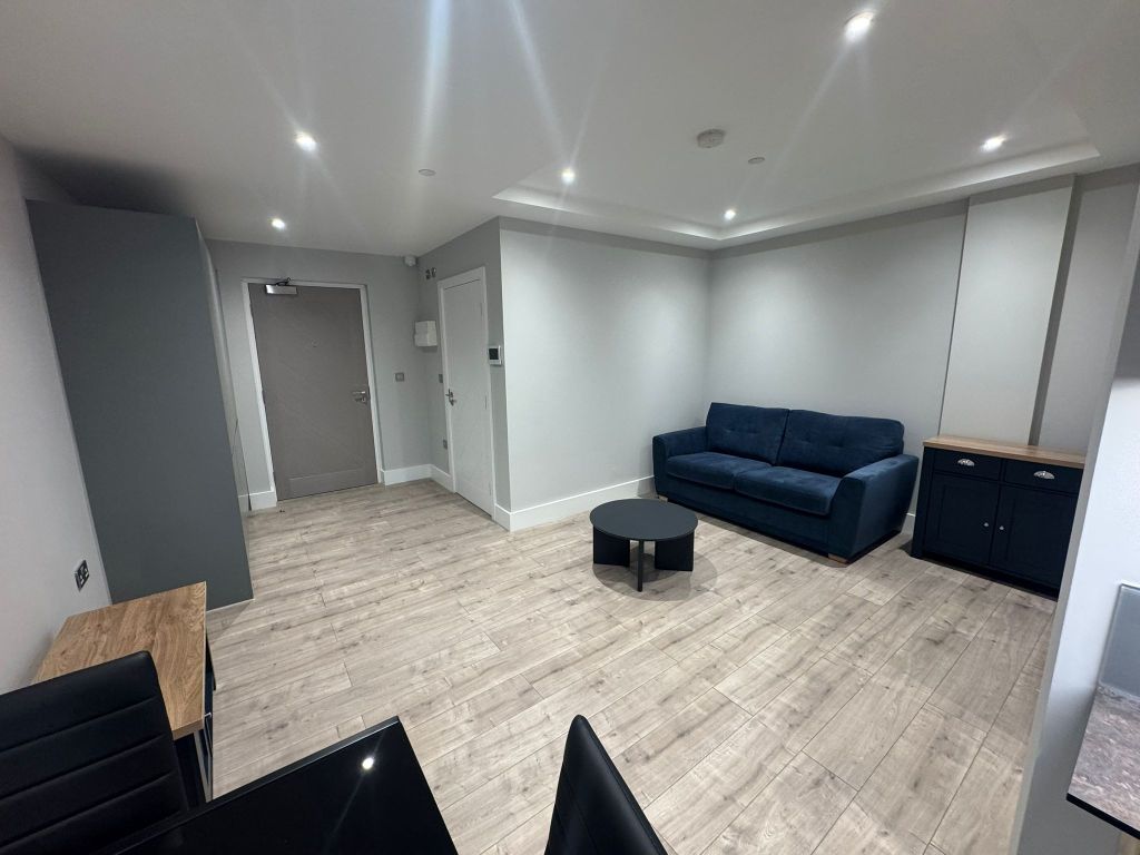 Property photo 3 of 12 Image