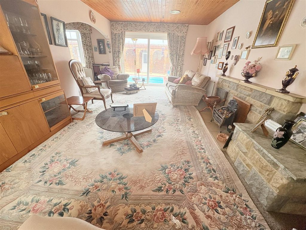 Property photo 3 of 19 Img_2479.Jpg