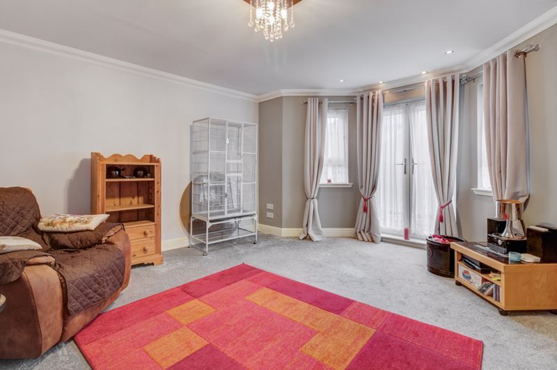 Property photo 2 of 14 Lounge