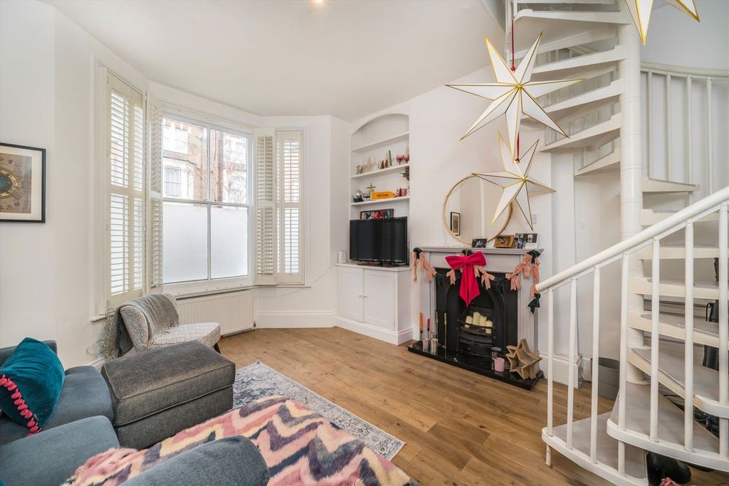 Property photo 2 of 5