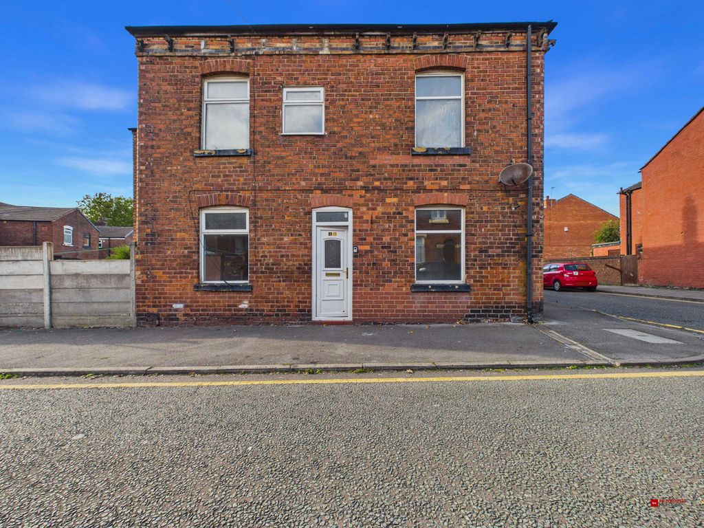 Property photo 1 of 13