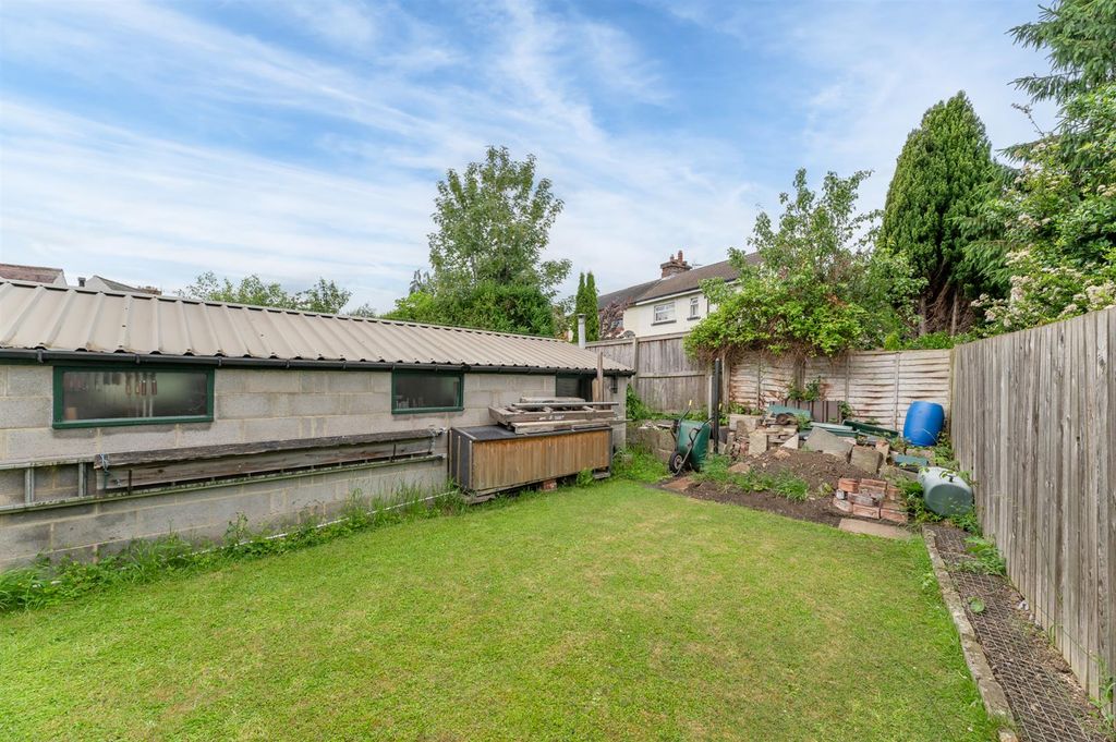 Property photo 2 of 24 Rear Garden