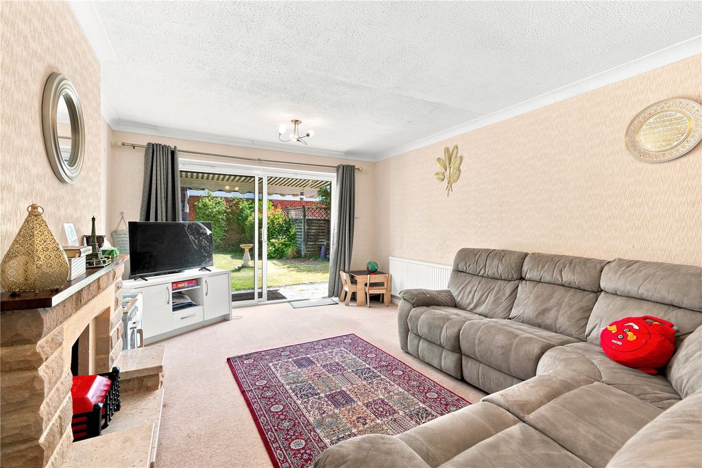 Property photo 2 of 13 Picture No. 12