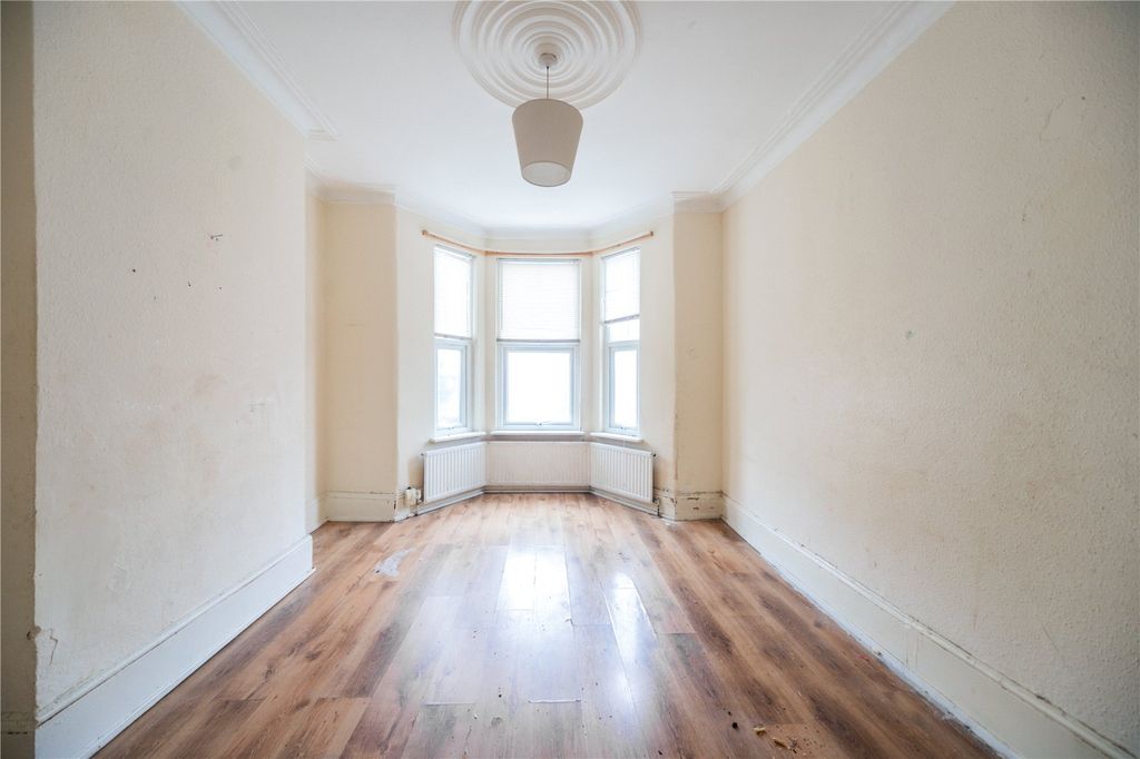 Property photo 2 of 9 Picture No. 02