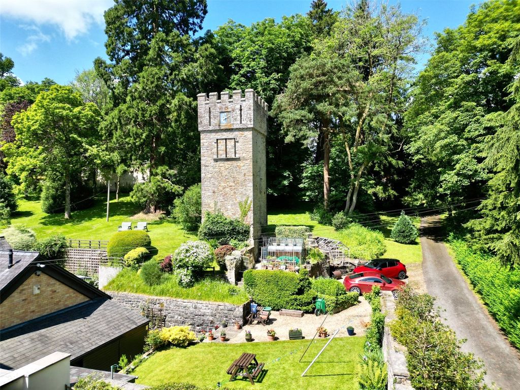 Property photo 3 of 33 Picture No. 07