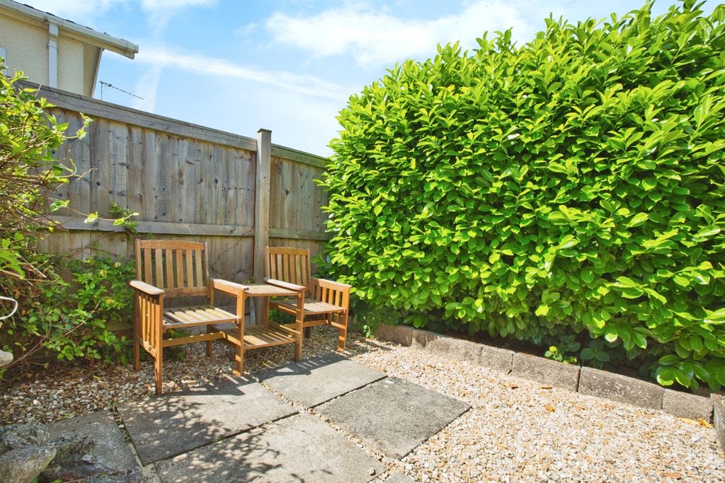 Property photo 3 of 13 Photo
